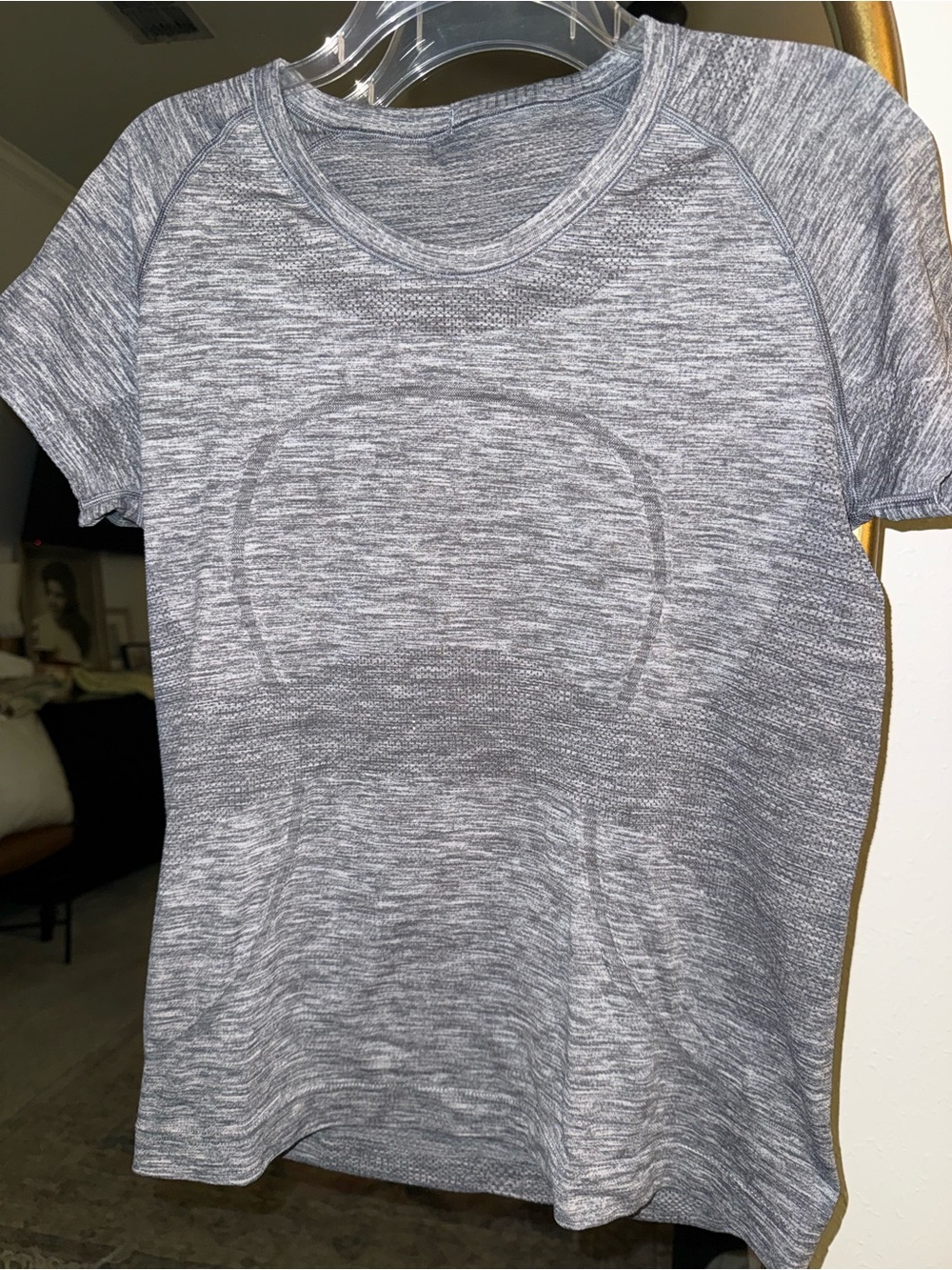 lululemon athletica Gray Heather Short Sleeve Seamless Tee